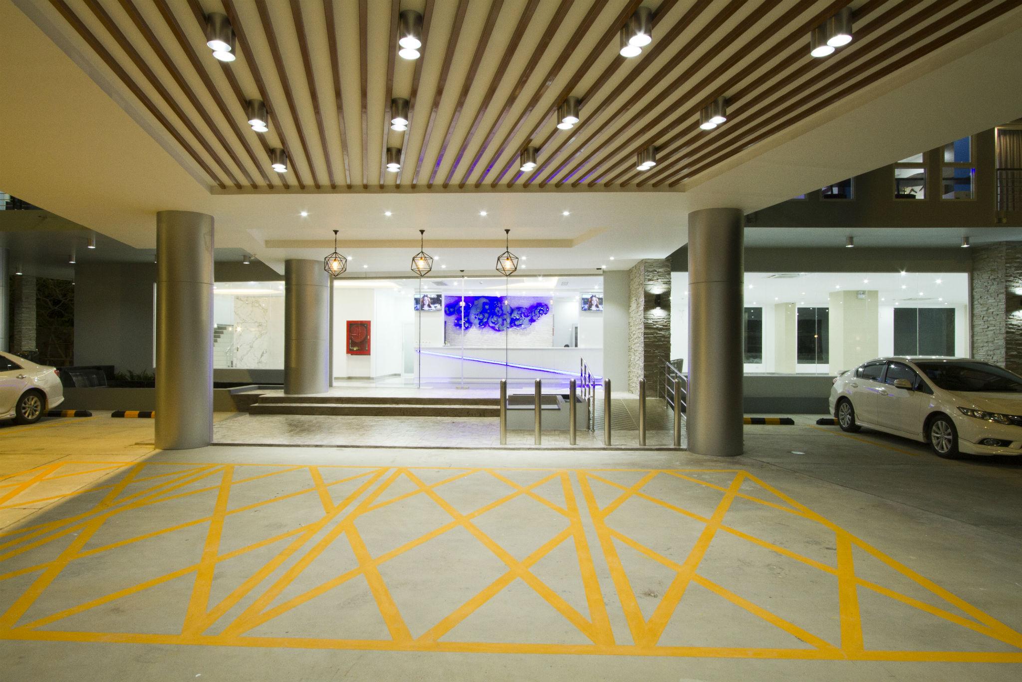 Anna-Nava Pakkret Hotel Нонтхабурі Екстер'єр фото